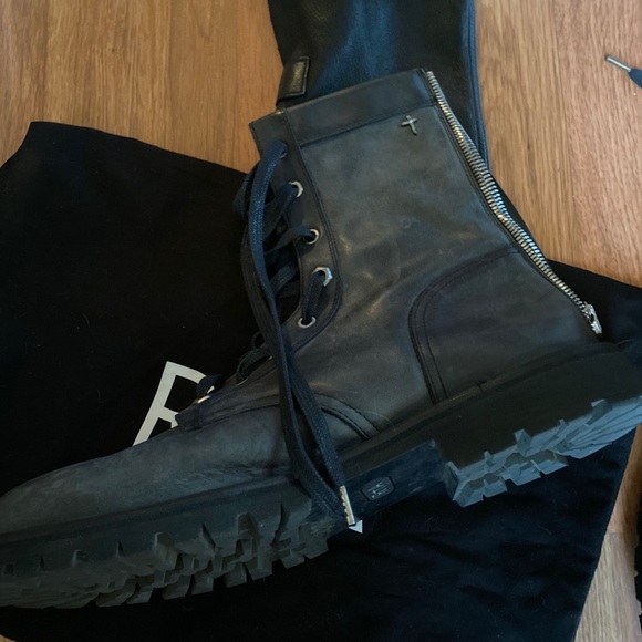 RtA Combat Boots - Picture 5 of 6